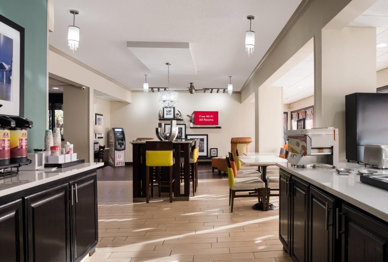 Red Roof Inn Тупело Экстерьер фото