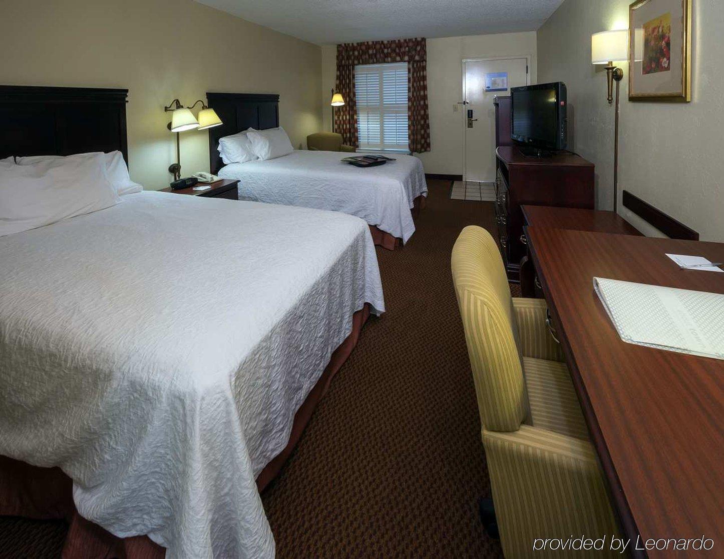 Red Roof Inn Тупело Номер фото